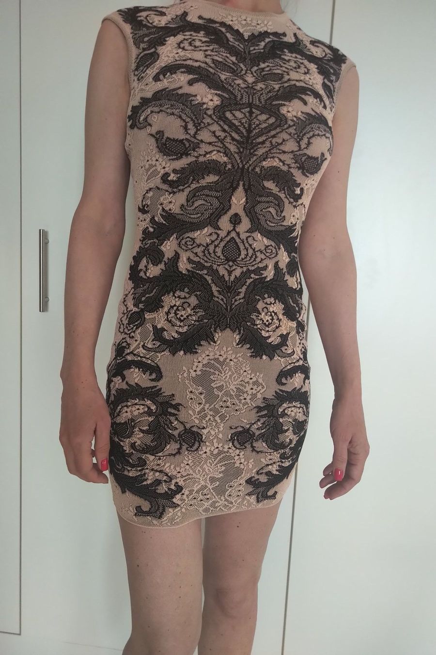 Alexander Mcqueen Vestiti: Alexander Mcqueen  Kleid – Usato da Bäch SZ venduto da ruslena29 1