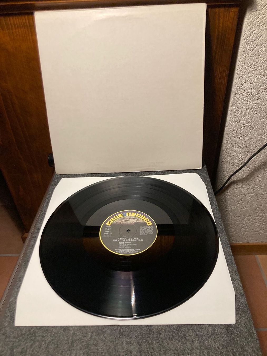 Schallplatten: Cabaret Voltaire - Live At The Y.M.C.A. 27.10.79 (LP) – Gebraucht aus Fribourg von Karushi 1