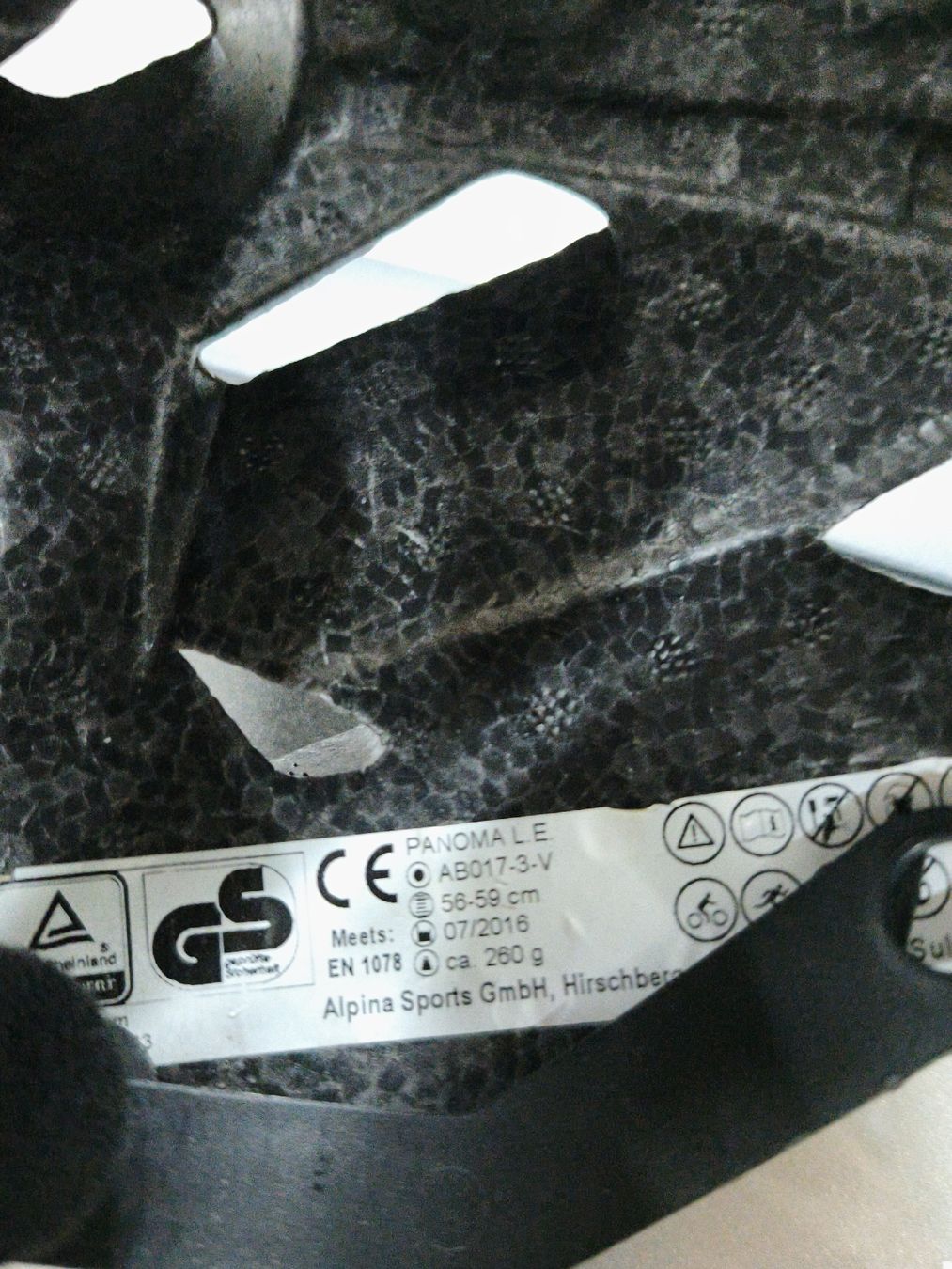 Caschi: bicycle helmet  – Usato da Weisslingen venduto da nizanra 1