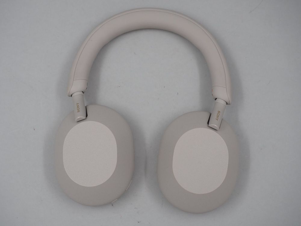 Sony Kopfhörer: SONY WH-1000XM5 BEIGE Kopfhörer (25061837) – Gebraucht aus Zürich von fundsachenverkauf 1