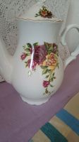 Vintage Porzellan Teekanne mit Rosenmuster, Herbstzeit!