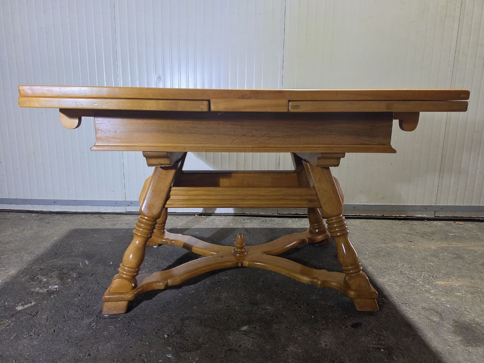 Tische: Eleganter Schragentisch / Esstisch mit Schieferplatte – Gebraucht aus Montlingen von Eifach_nur_Bellinda 5