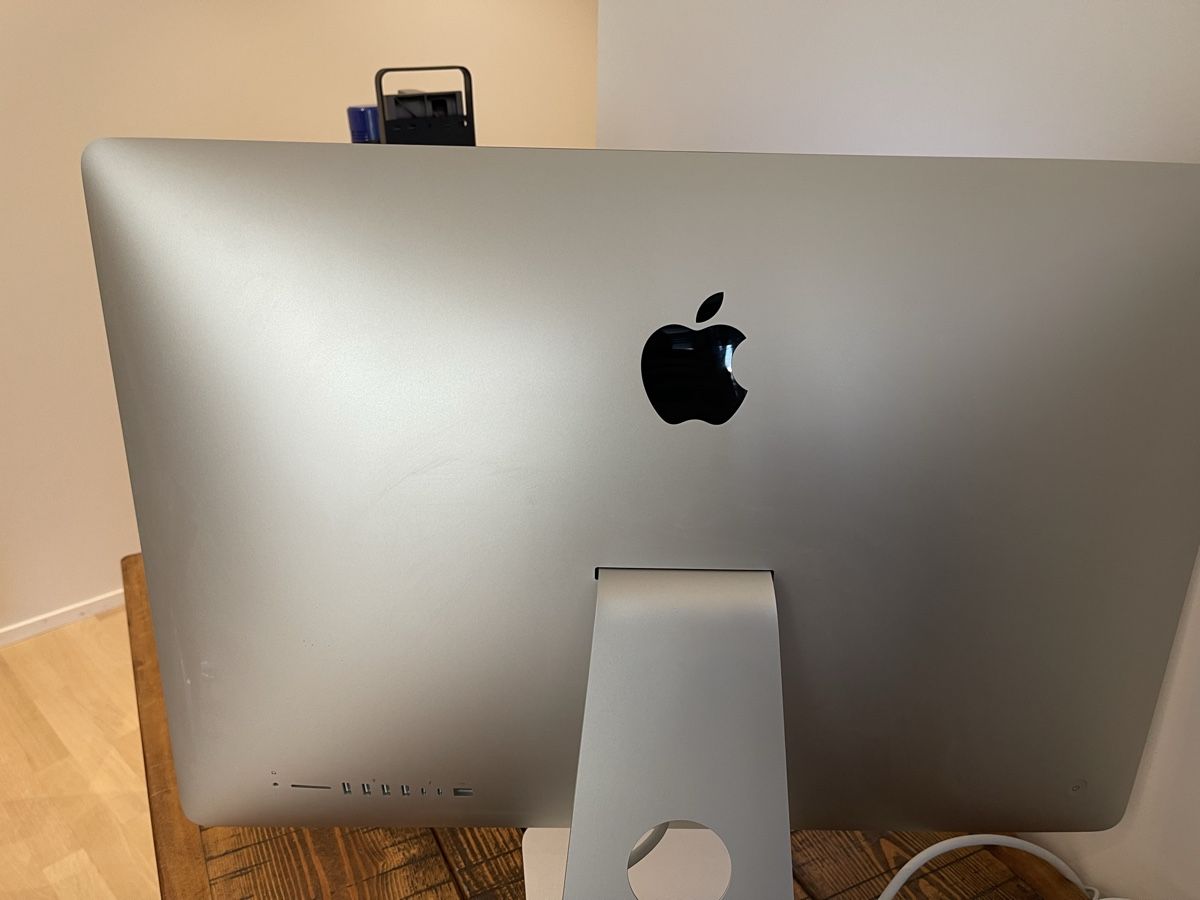 Apple PC: iMAC 27" I5 32GB 256GB SSD – Usato da Unterägeri venduto da eve_76lj 2