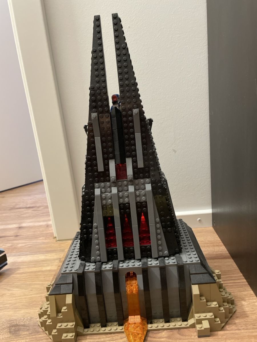 Star Wars Giocattoli: Lego Star Wars Darth Vader Burg – Usato da Wettingen venduto da suk_p9mv 1