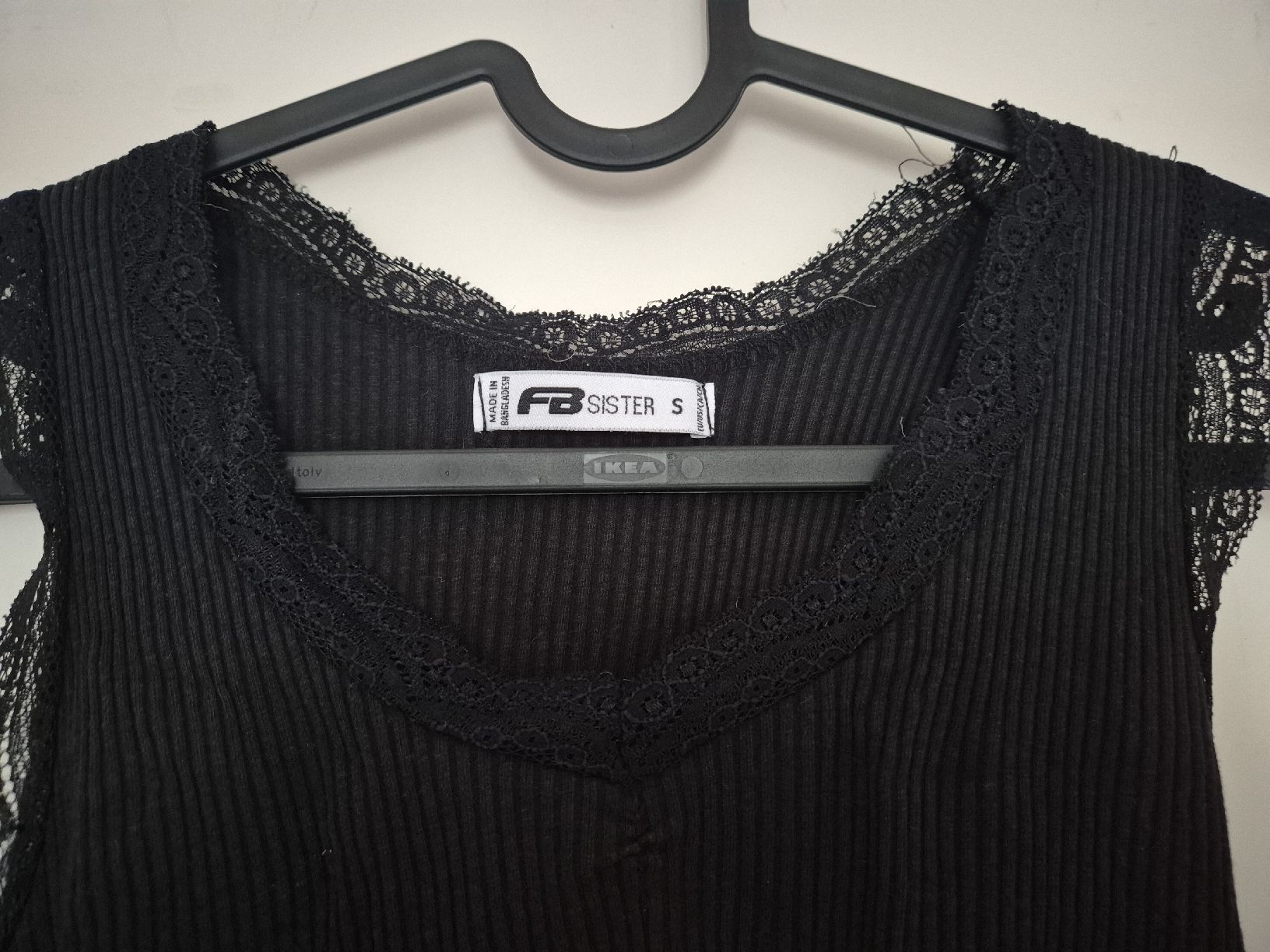 Top: Top Schwarz – Nuovo (secondo la descrizione) da Aesch BL venduto da sar_j59l 1