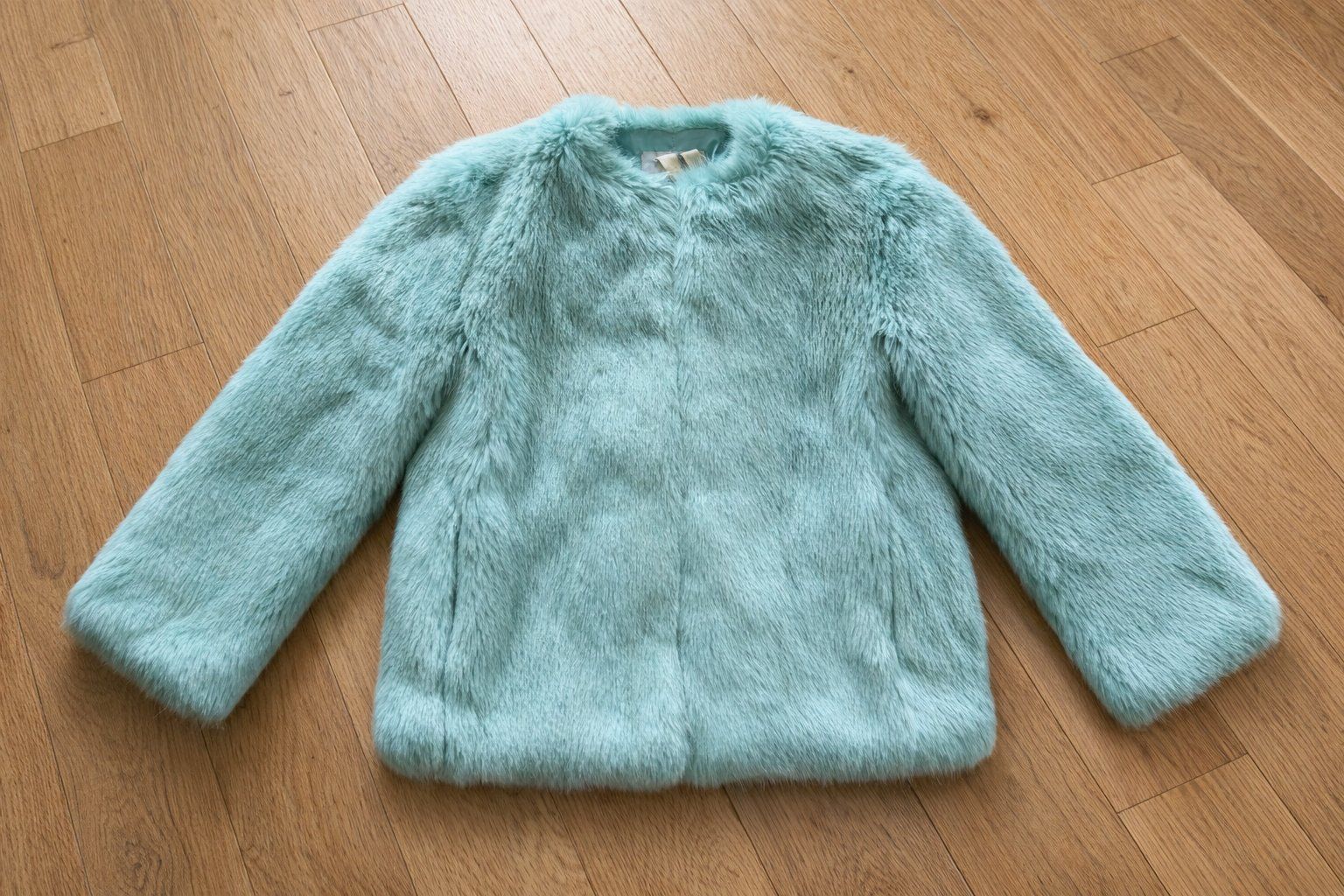 Zara Giacche: ZARA blaue Kunstfelljacke Gr. S – Usato da Männedorf venduto da phi_5pvk