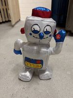 Tanzender Roboter mit Musik