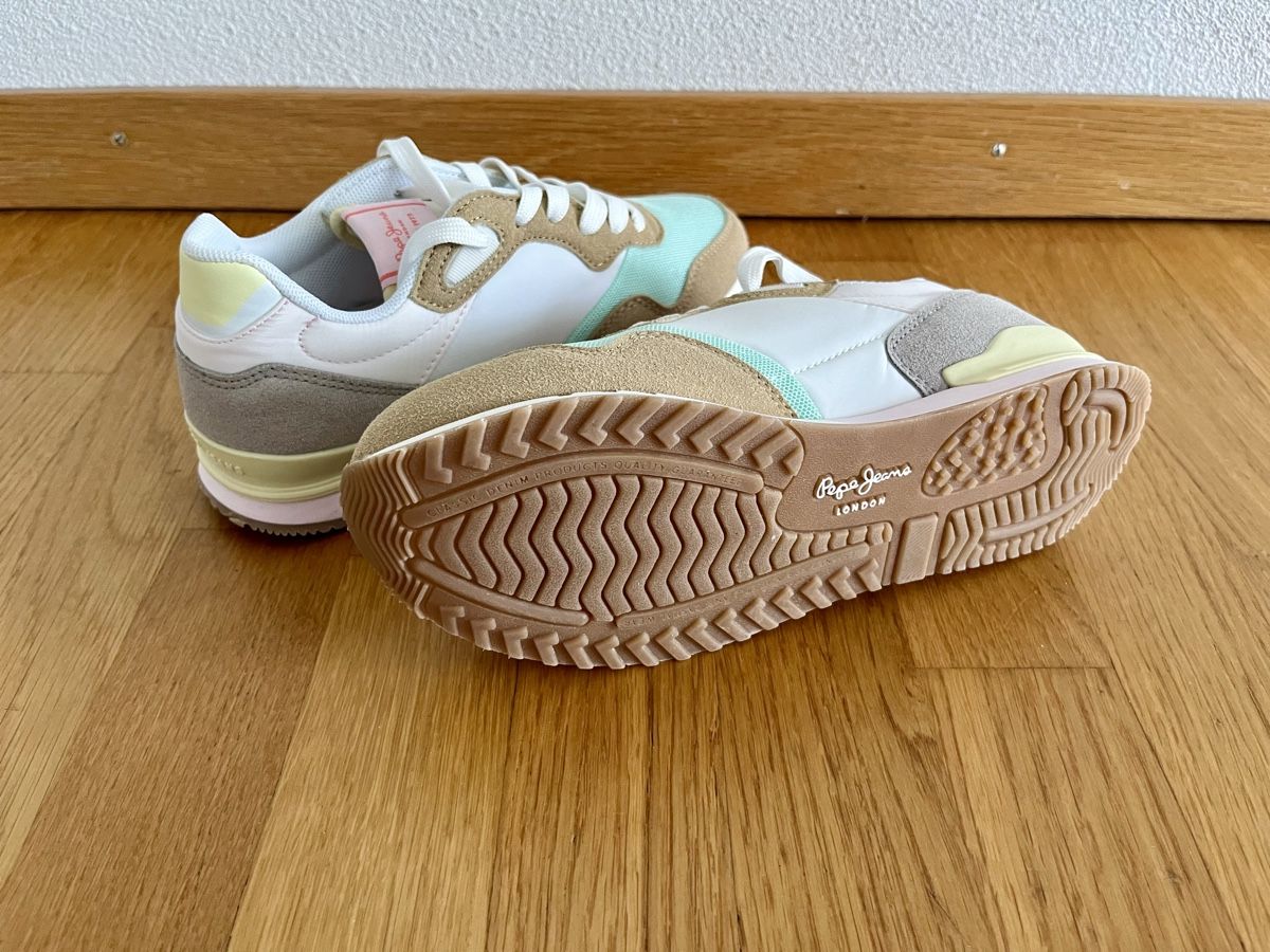 Pepe Jeans Schuhe für Jungen: Turnschuhe Pepe Jeans Gr 35 – Neu und originalverpackt aus Uster von DK23_Zurich 2