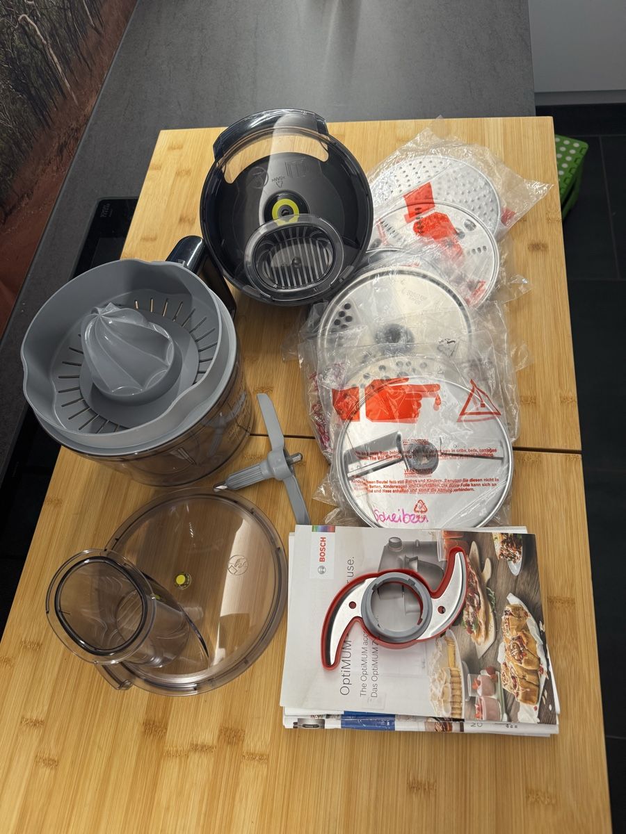 Bosch Elettrodomestici da cucina: Küchenmaschine Bosch Optimum 1500W – Usato da Knonau venduto da Dodo137 6