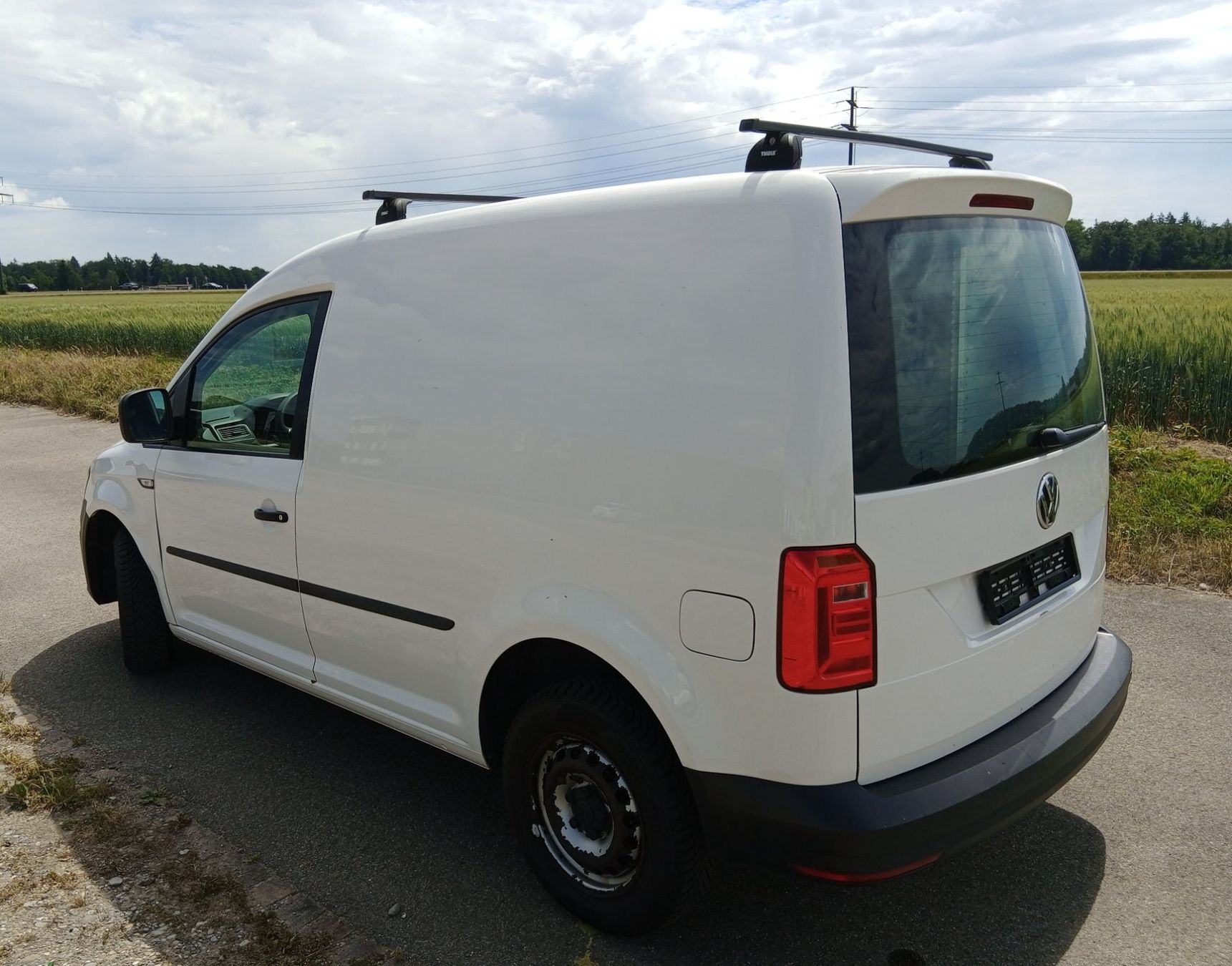 VW Veicoli commerciali: VW Caddy 4  1.2  Sortimo-Gestell / Scheckheftgepflegt – Usato da Rafz venduto da Ewaldino 2