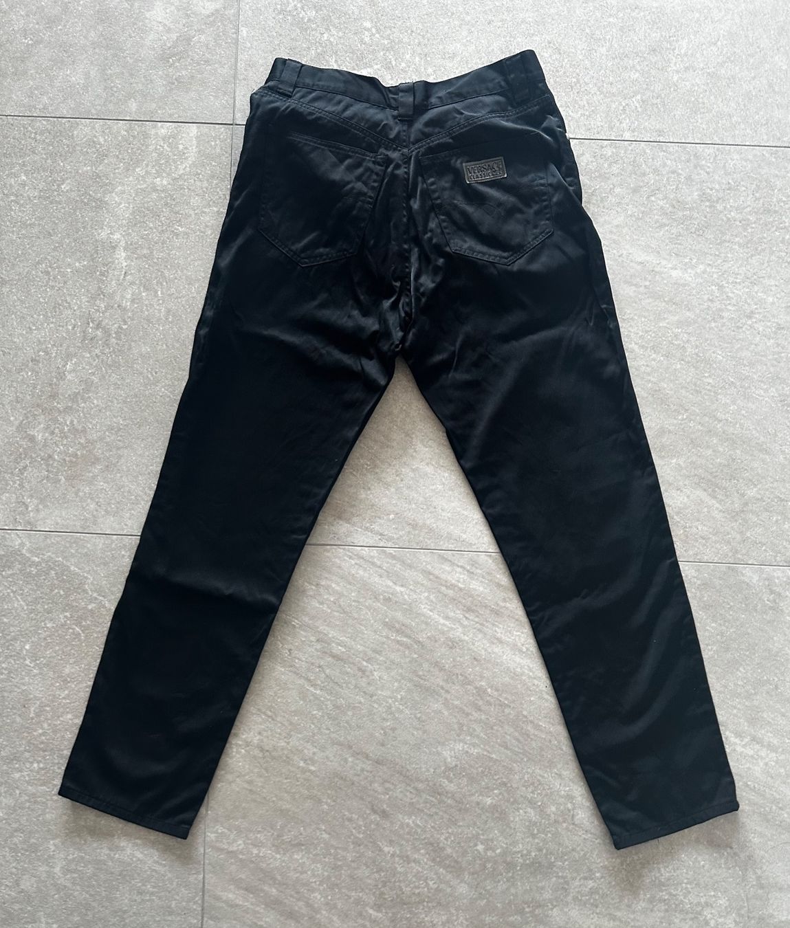 Versace Pantaloni: Versace Stoff-Hosen Damen 38 – Usato da Liestal venduto da Ballybs 5