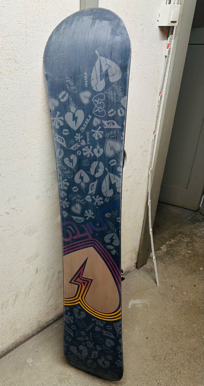Snowboard Nitro Board: Nitro Snowboard – Usato da Basel venduto da she_7st8 3