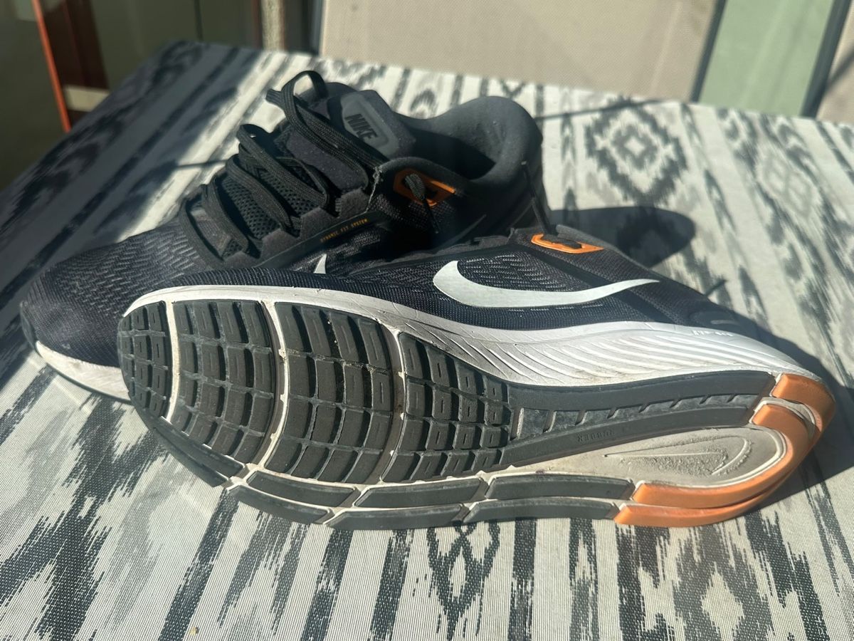 Nike Herrenschuhe: Nike Air Zoom Structure 24 Size 47 – Gebraucht aus Volketswil von Alisandra77 1
