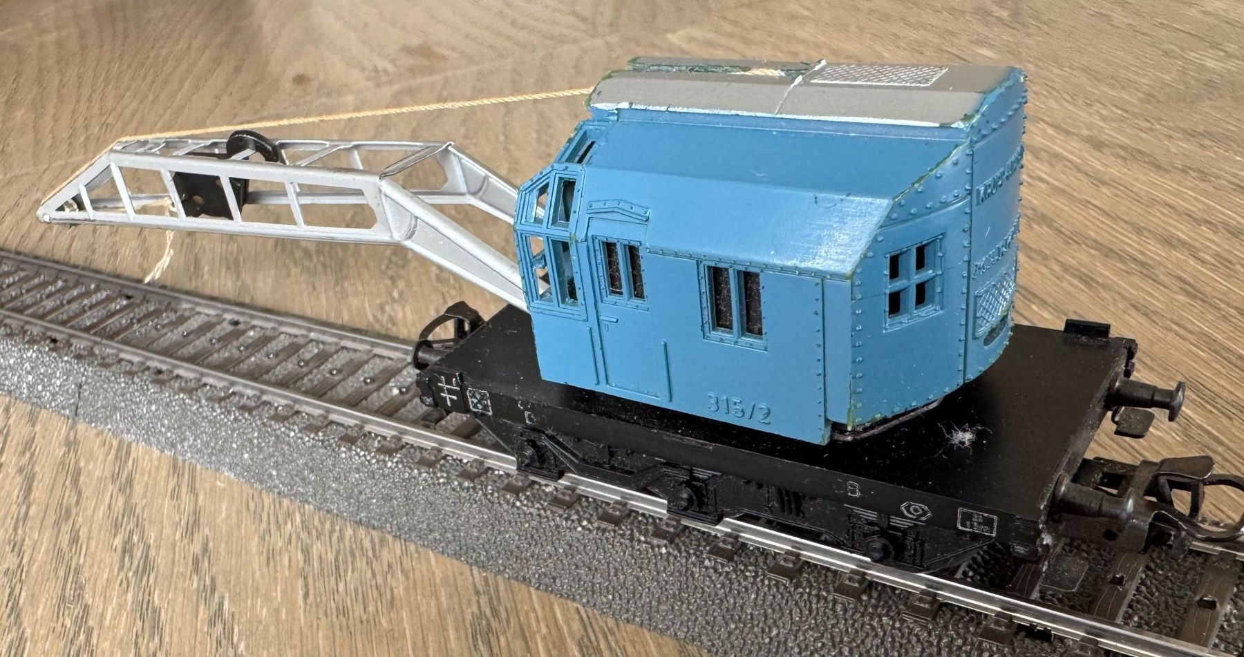 Märklin Modellini di ferrovie: blauer Kranwagen "Krupp-Ardelt"; OVP – Usato da St. Moritz venduto da Manu7500 4