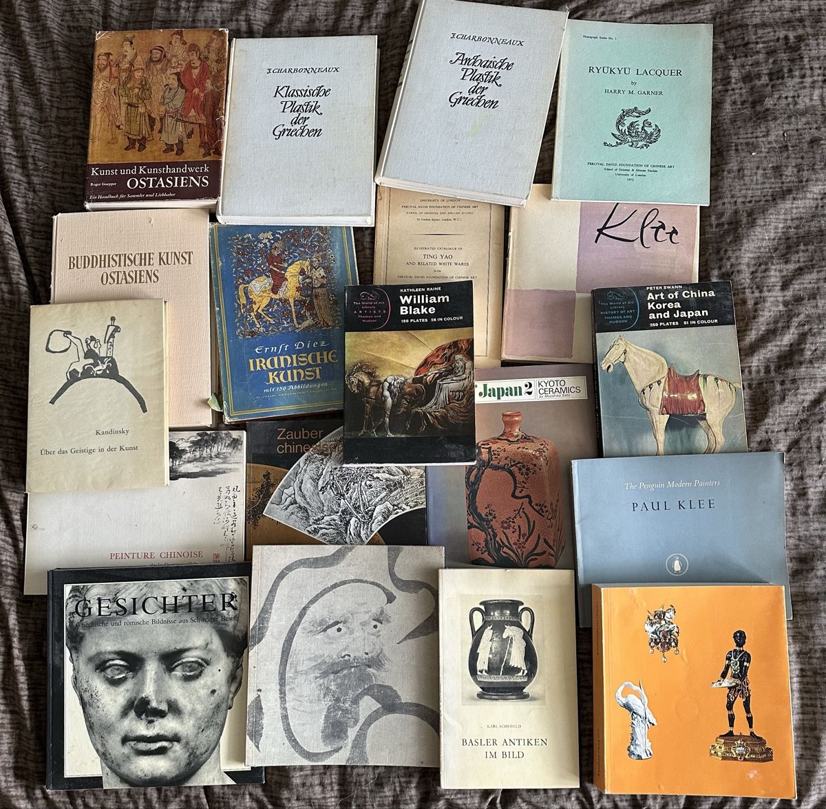 Libri: Sammlung Kunstbücher  – Usato da Duebendorf venduto da 69R81y