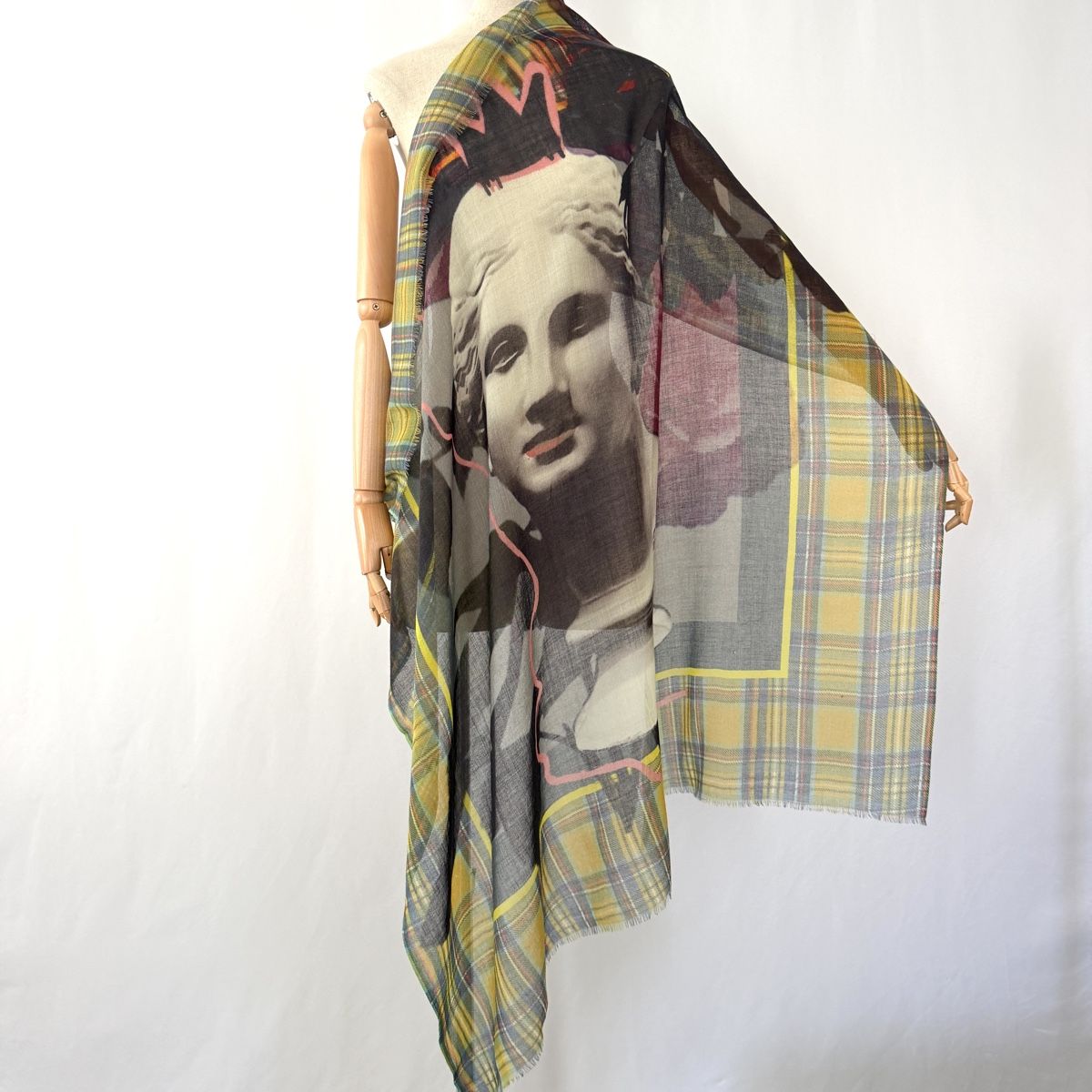 Foulards, Tücher & Schals: Large Wool Scarf – Neu (gemäss Beschreibung) aus Freienbach von Avviivva_Shop 1