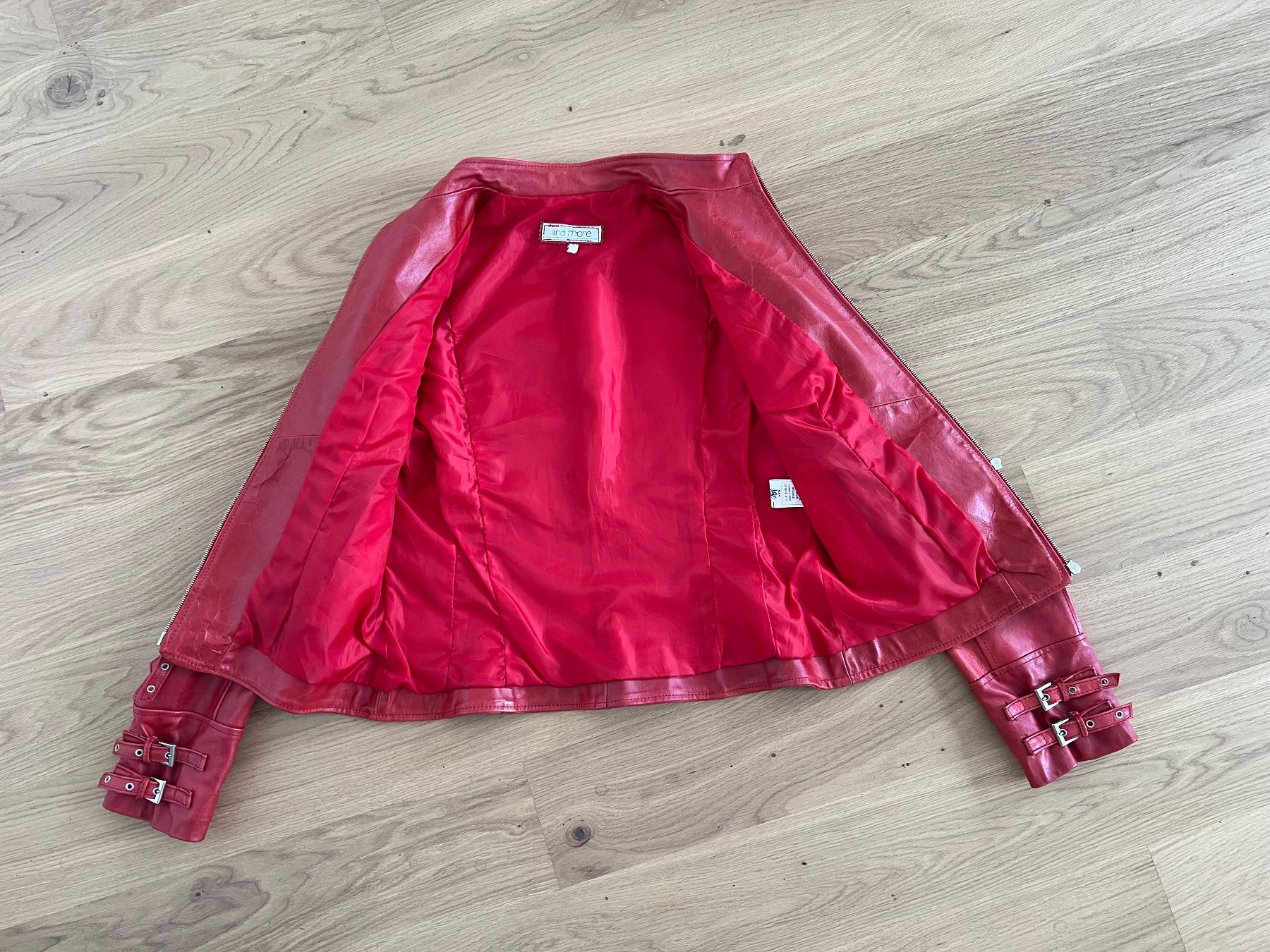 Jacken: Rote Lederjacke – Gebraucht aus Benken SG von lek_dz2k 1