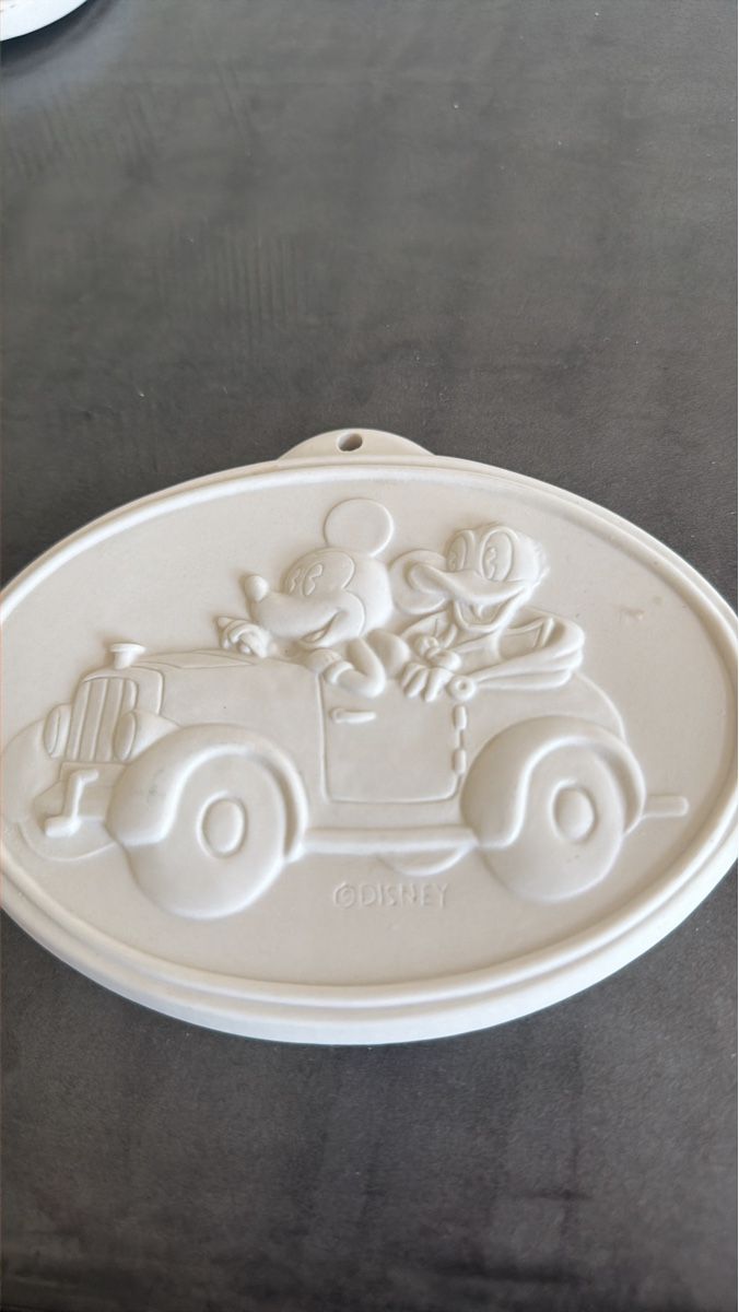 Teglie da forno: Disney Backform Mickey Mouse Donald Duck – Nuovo (secondo la descrizione) da Zürich venduto da joyfulgrace
