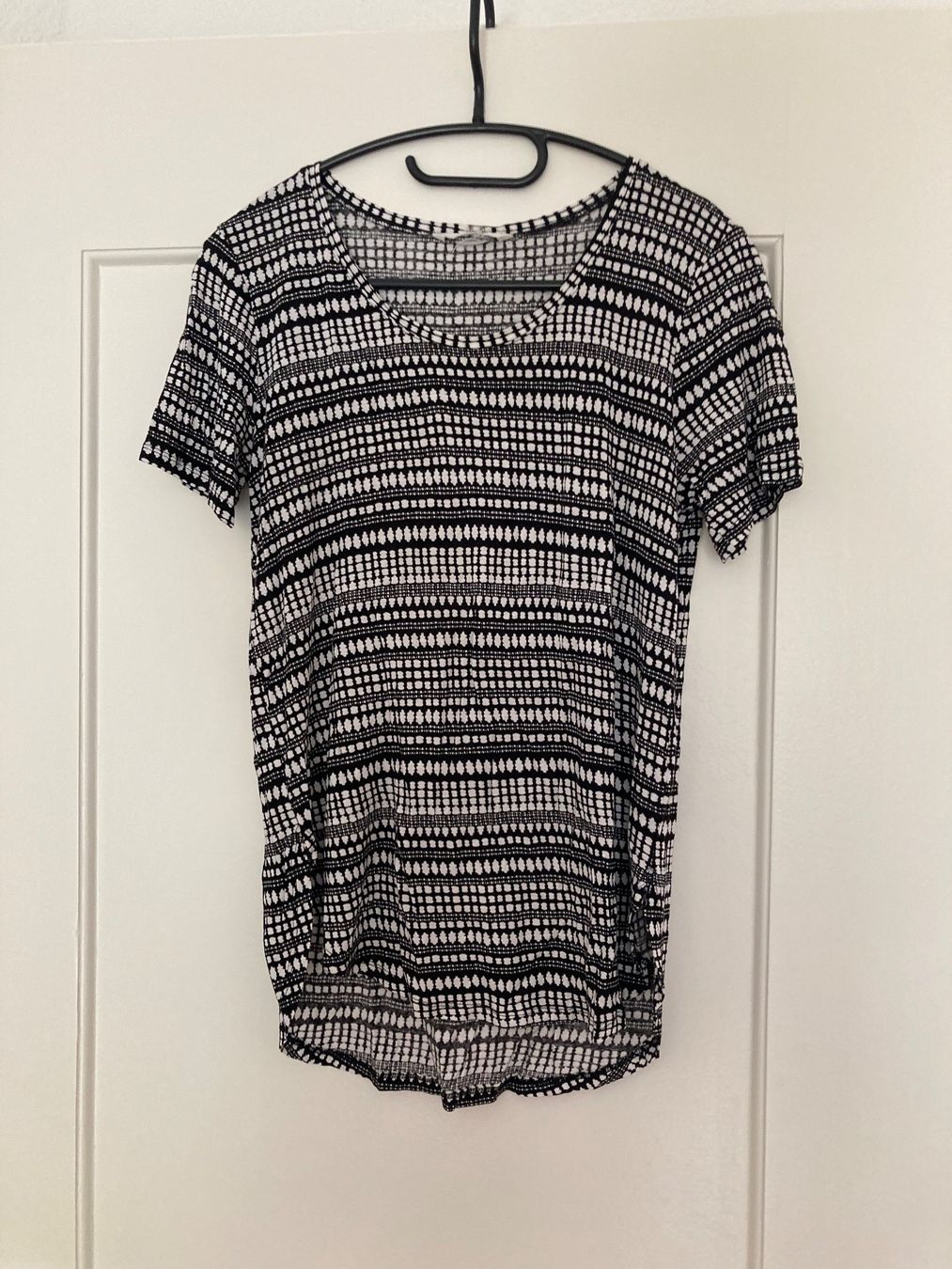 H&M T-shirt: T-Shirt – Usato da Bern venduto da NAJAW85