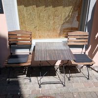 Gartentisch mit 2 Stühlen Holz Metall schwarz