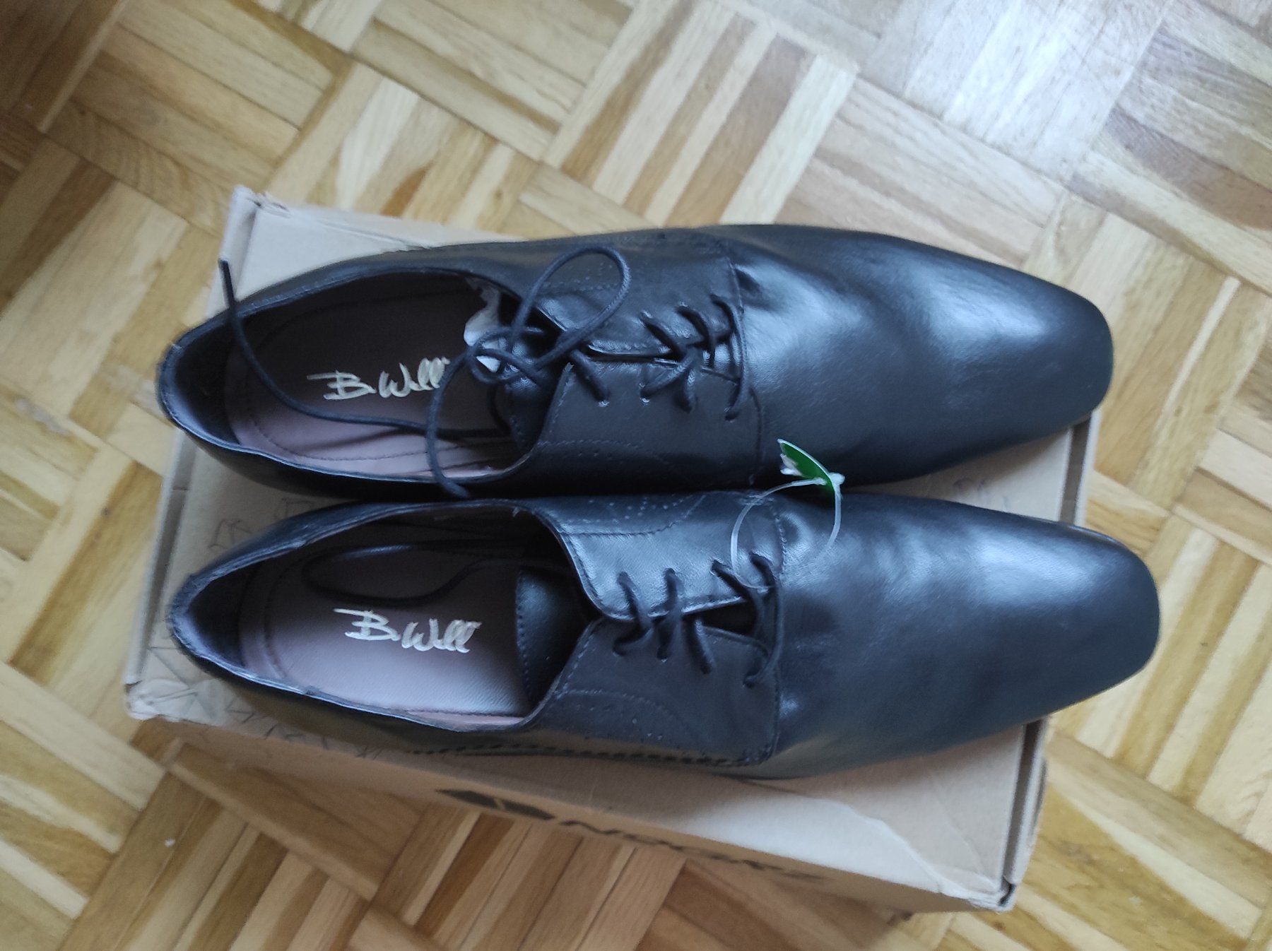 Scarpe da uomo: Chaussures en cuir pour homme – Nuovo (secondo la descrizione) da Renens VD venduto da cla_7zv5 5