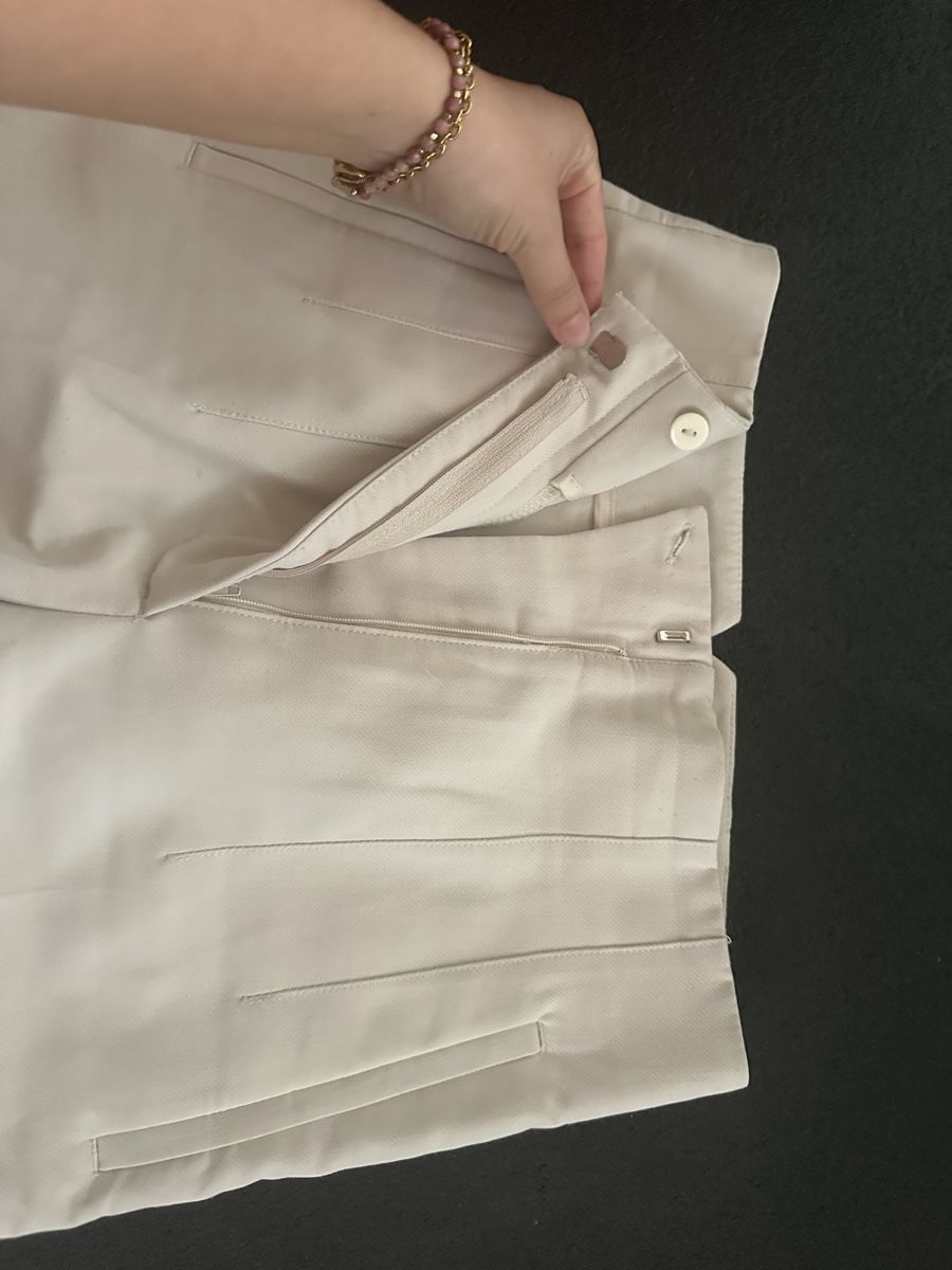 Zara Pantaloni: Stoffhose Damen beige  – Usato da Romanshorn venduto da laa_279h 1