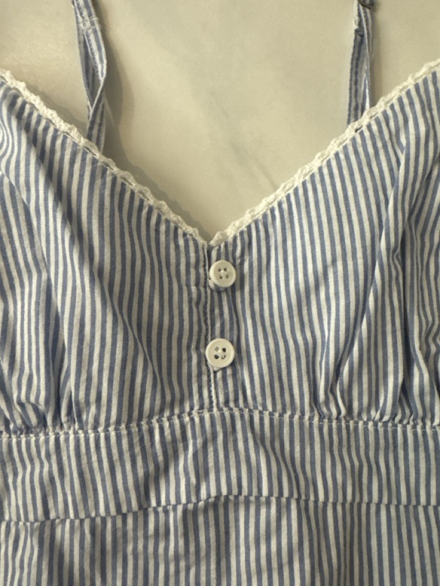 Hollister Top: hollister top – Nuovo (secondo la descrizione) da Wettswil venduto da pittaro73 2
