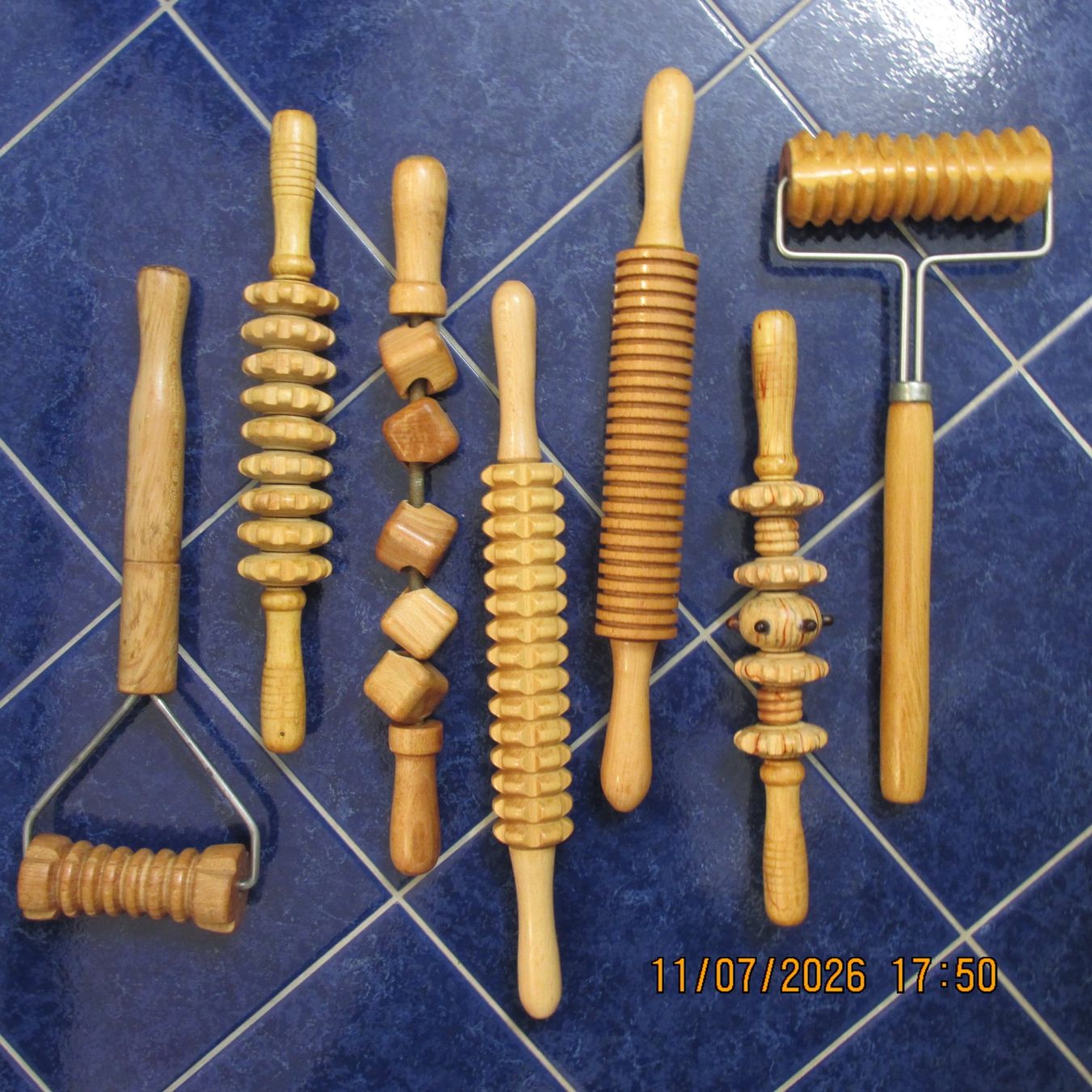 Massagegeräte: Holz Massage Rollen Set 7 Stk. gebraucht – Gebraucht aus Galgenen von Forflowers