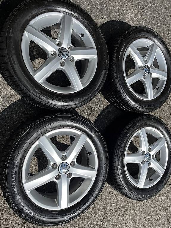 Volkswagen Pneus & Roues: 205 55 r19 – D'occasion à Regensdorf par Bani007 4
