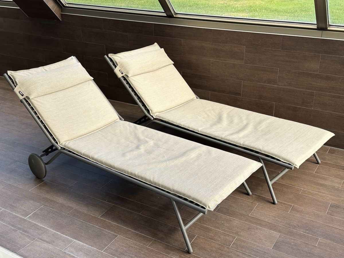 Lafuma Chaises longues: 2x chaises longues LAFUMA – Neuf (Voir description) à nyon par arnmat