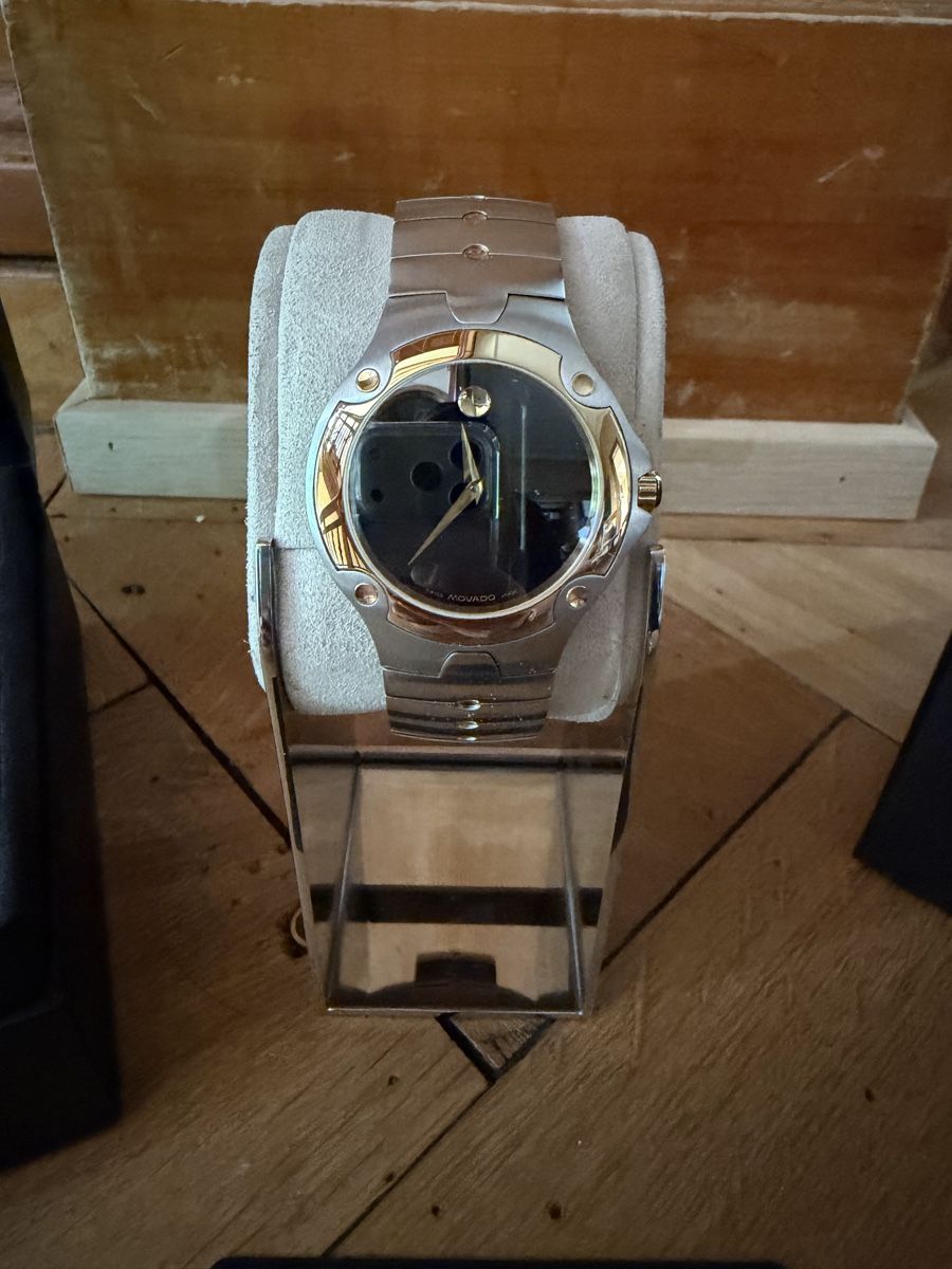 Movado Orologi: Movado SE Armbanduhr NEU – Nuovo e nell'imballaggio originale da Schaffhausen venduto da oscarstahelag 1
