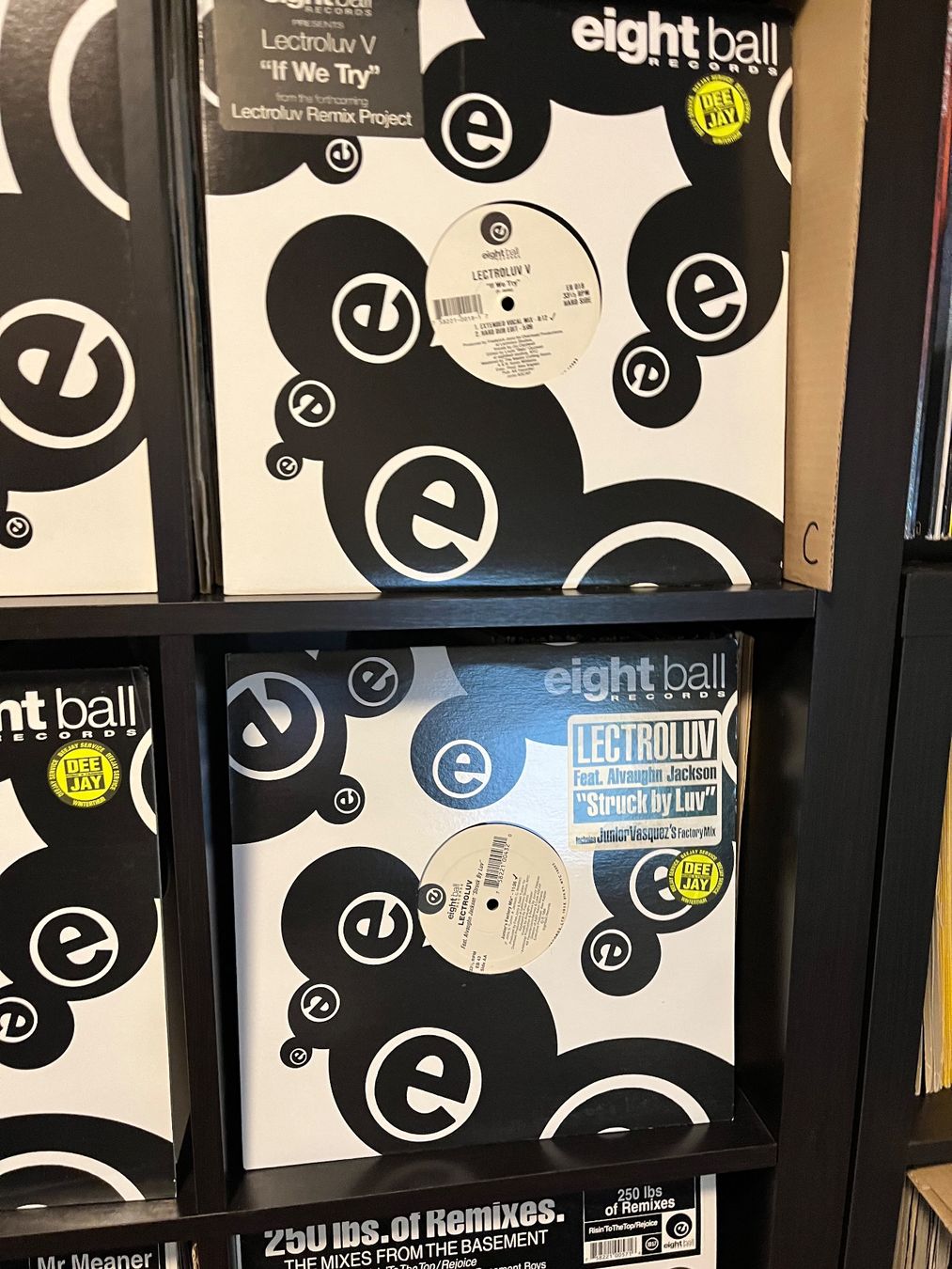 Dischi in vinile: 17x Eight Ball Rec. – Usato da Frauenfeld venduto da Philz 3