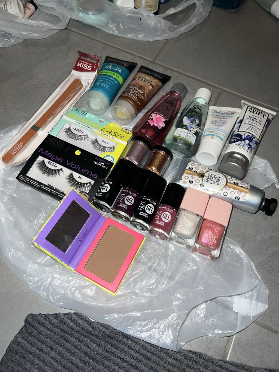 Make-up: Alles neu Geschenkset Schminke – Nuovo e nell'imballaggio originale da Oberentfelden venduto da Dianaaaaaa 2