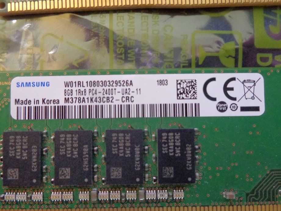 Samsung Memoria / RAM: Samsung DDR4-2400 8GB – Usato da Gontenschwil venduto da Ch_suk
