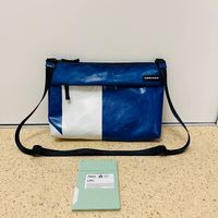 FREITAG F553 LOU Umhängetasche Blau/Weiss