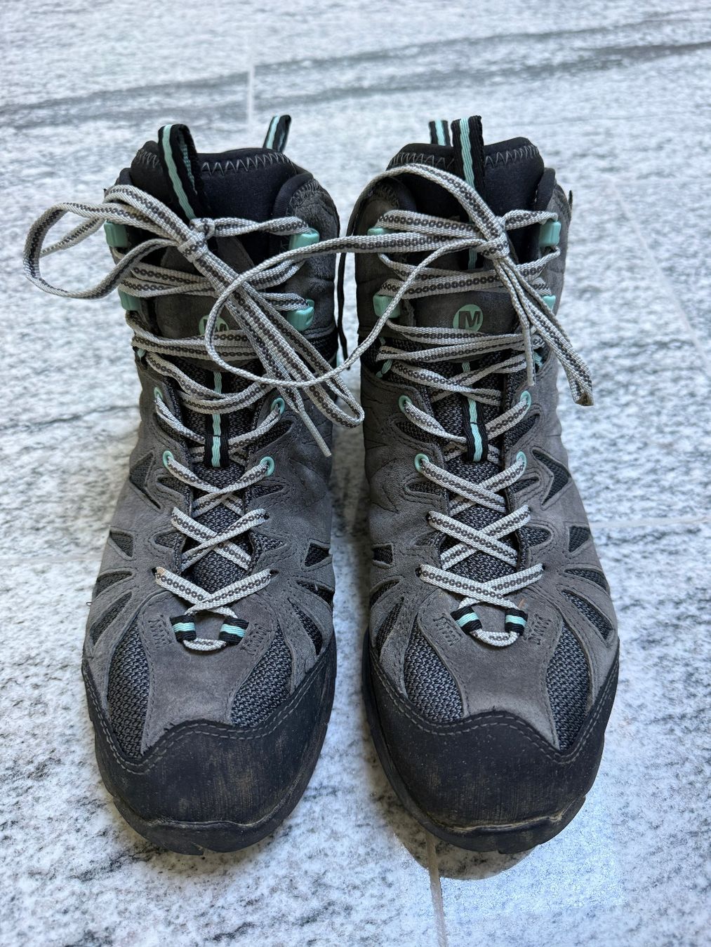 Merrell Damenschuhe: Wanderschuhe Merrell Gore-Tex, Grösse 40.5 – Gebraucht aus Flawil von Ddorian
