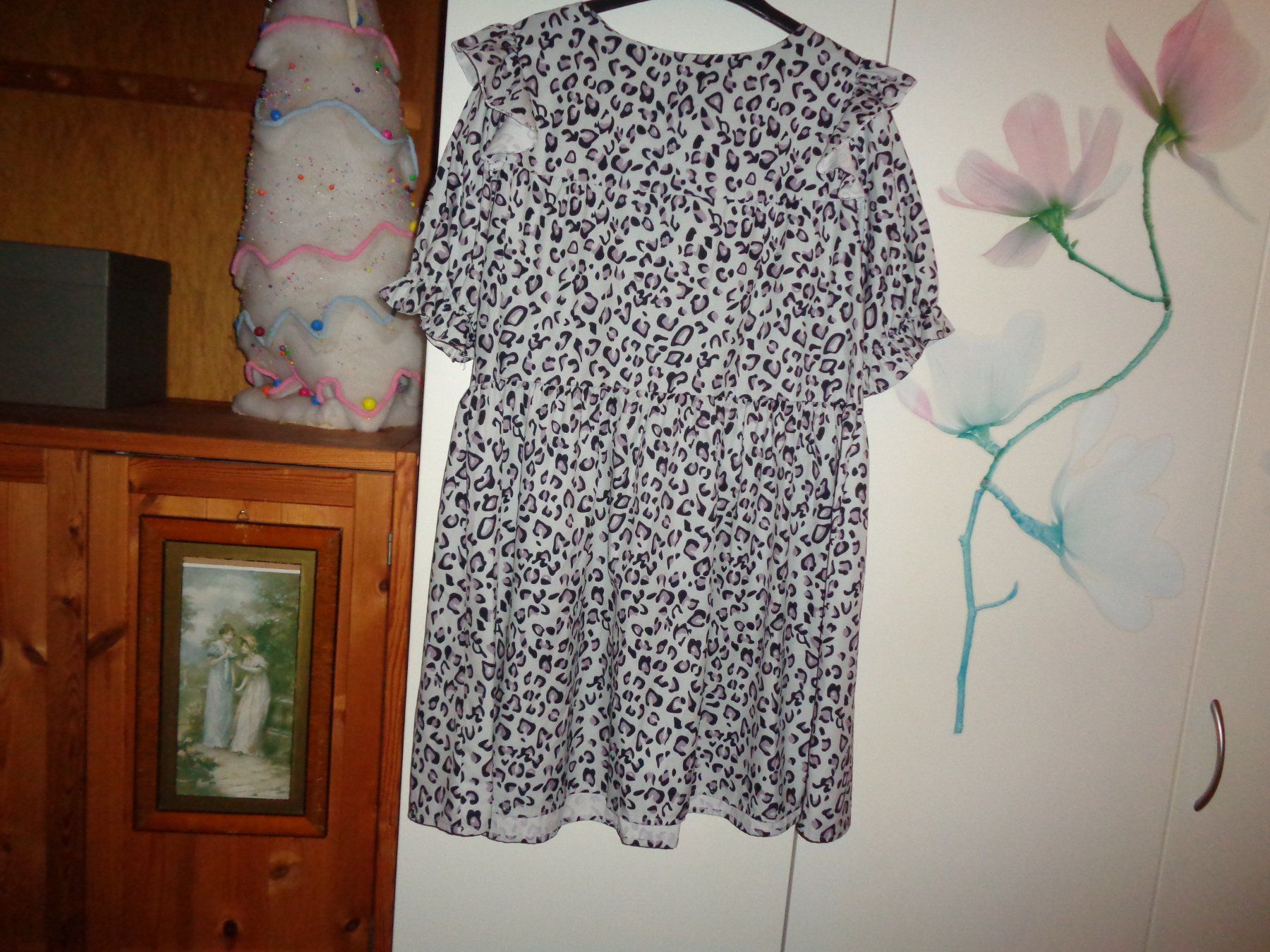 Vestiti: *** Kleid *** / mit Schluppe / Neu ab 1.00 – Nuovo (secondo la descrizione) da Othmarsingen venduto da Leuchtturmlady 3