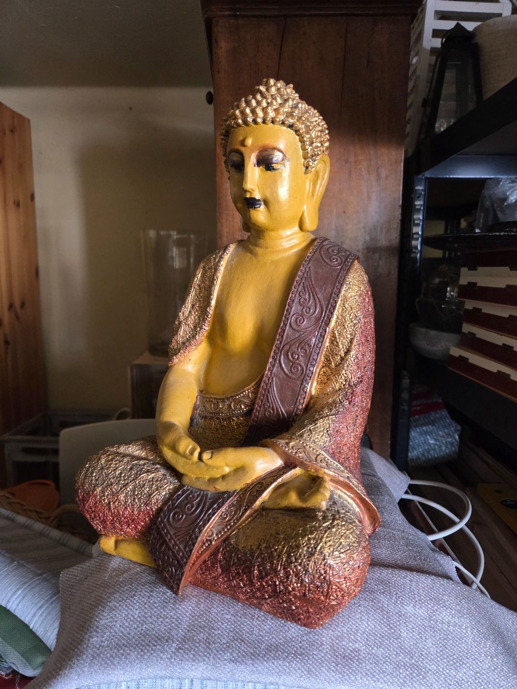 Sculture & Statue: Statue Bouddha décorative couleurs or et brun – Usato da Vallamand venduto da mamideco 1