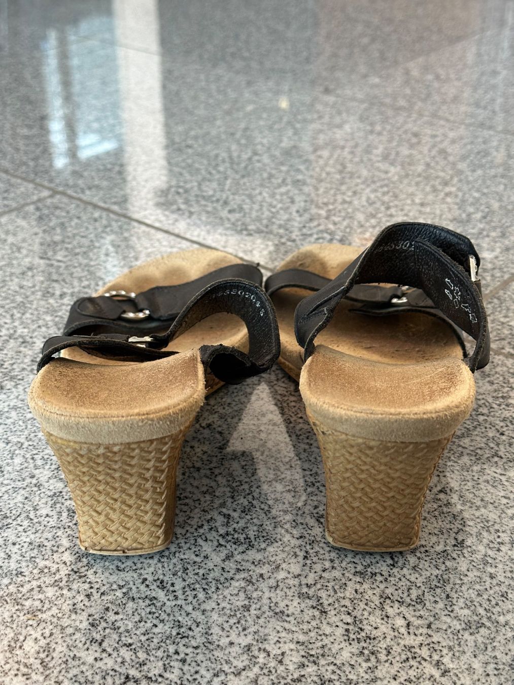 Rieker Damenschuhe: Rieker Sandalen gebraucht - Grösse 39 – Gebraucht aus Pfäffikon SZ von ansyyy 2