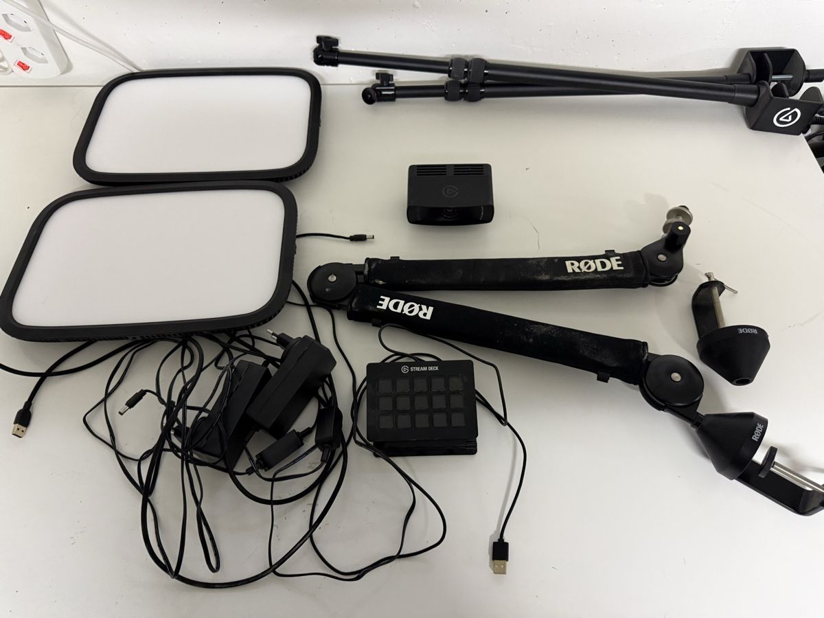 Elgato Webcam: Elgato Facecam Pro 4K Streaming Bundle  – Usato da Bürglen TG venduto da Serathie 2