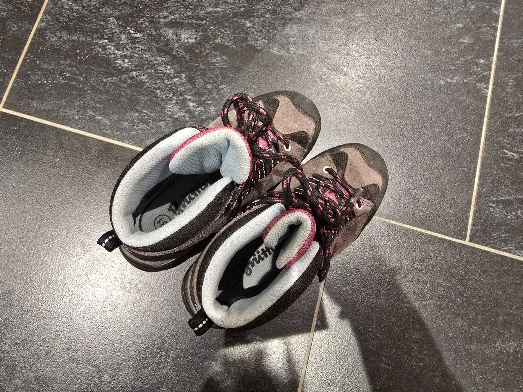 Schuhe für Mädchen: Brütting Wanderschuhe Gr. 31 – Gebraucht aus Büttikon AG von Amineah 2