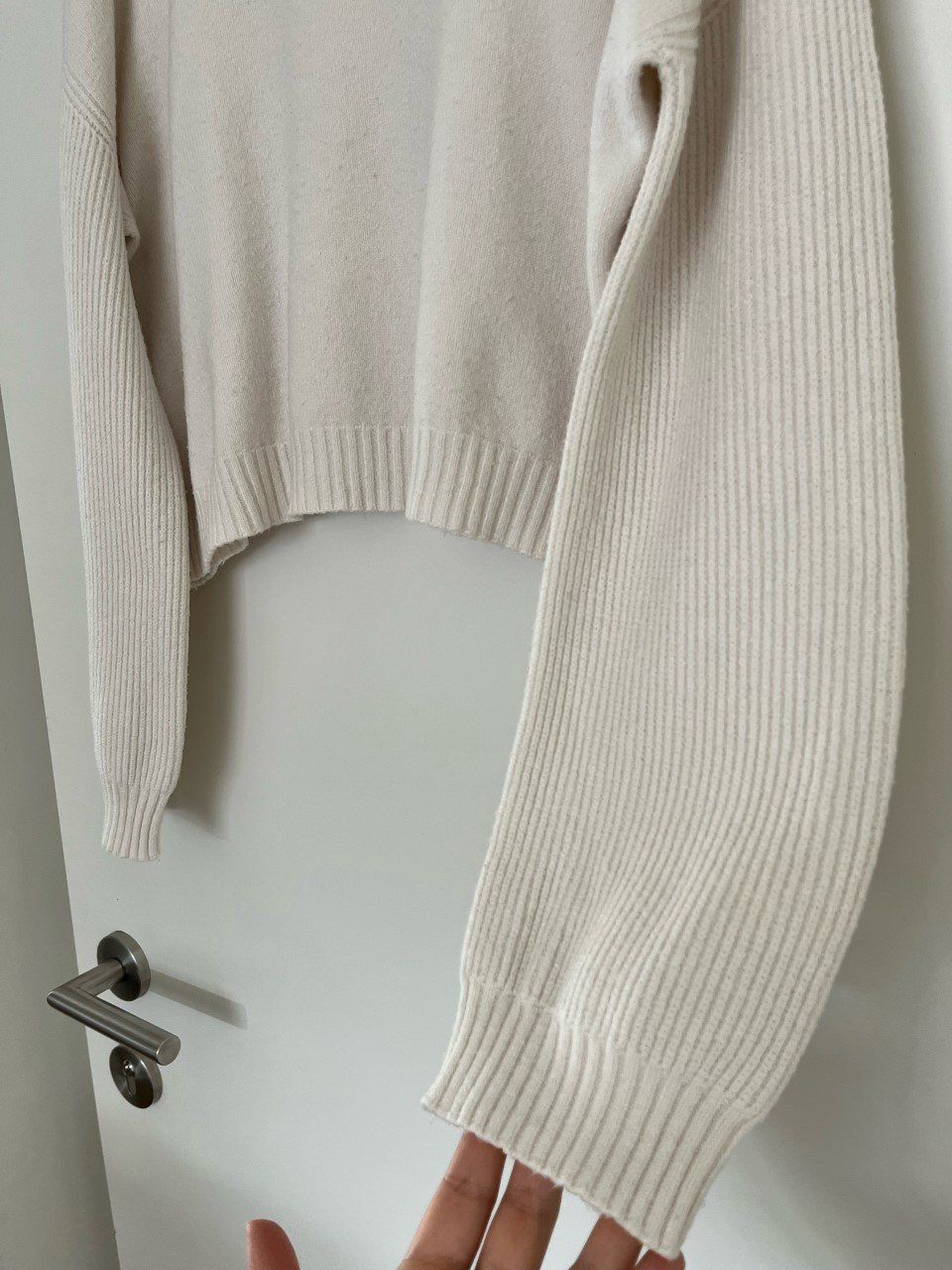 Pullover & Sweatshirts: Pullover One Size, Farbe beige – Gebraucht aus Triesen von dardaleni 1