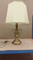 Elegante Vintage Tischlampe, Messing, guter Zustand