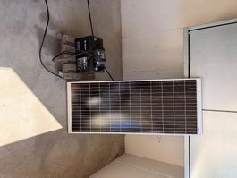 Solarpanel mit Batterie