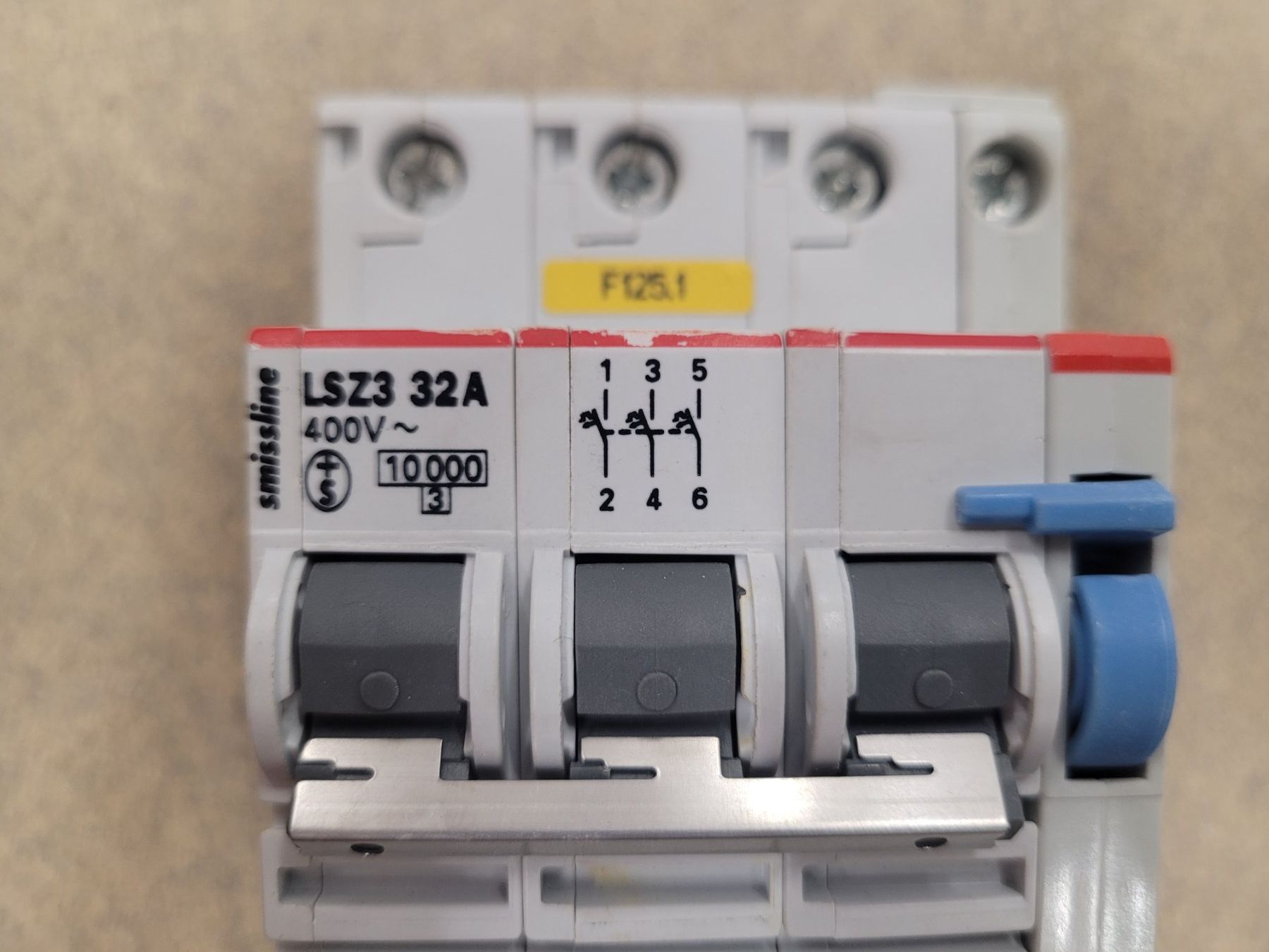 ABB Interruttori: Leitungsschutzschalter LS-Schalter ABB LSZ3 32A – Usato da Vitznau venduto da Vitznau84 1