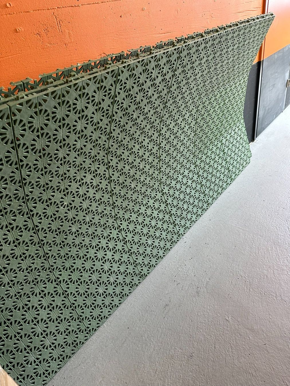 Rivestimenti per pavimenti: Balkon Bodenplatten Plastik 30x30 – Usato da Zürich venduto da K-ROL-77 1