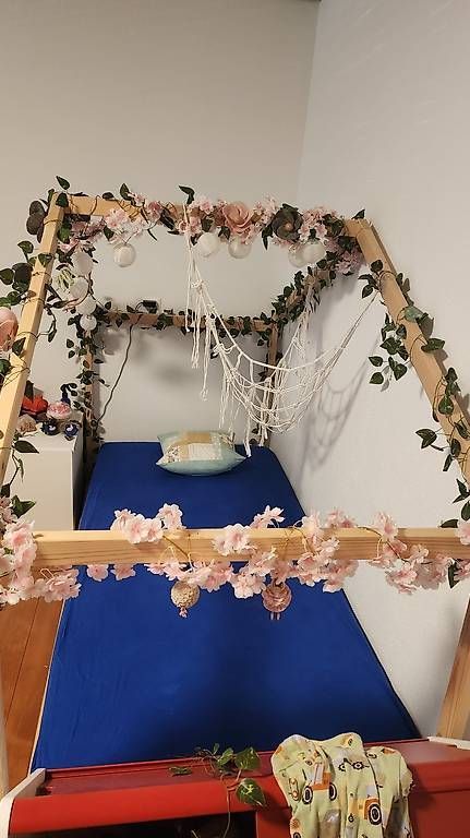 Conforama Betten: Hausbett – Gebraucht aus Biel/Bienne von SabSam07 1