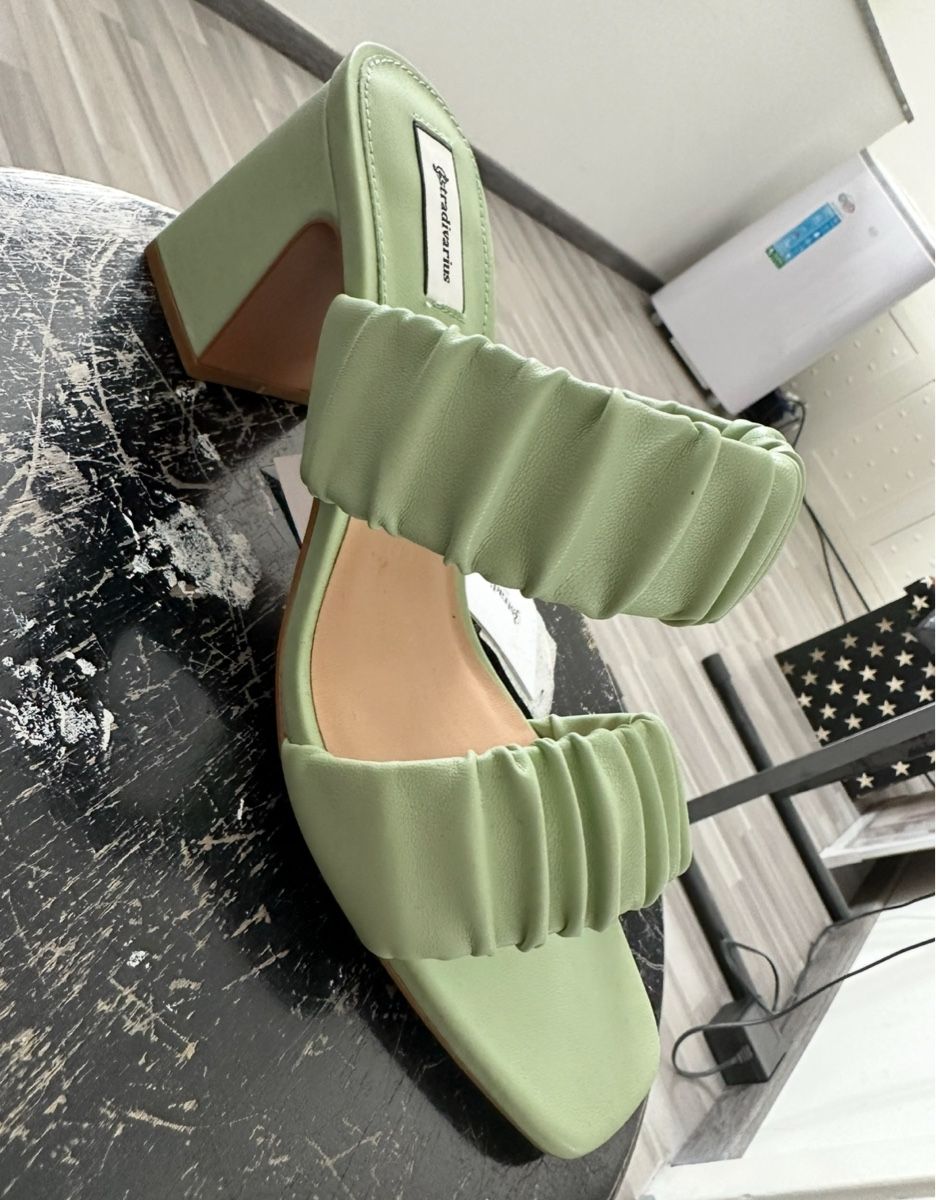 Stradivarius Damenschuhe: Stradivarius Absatzsandalen, Grösse 40 - NEU – Neu (gemäss Beschreibung) aus Oftringen von tola19 1