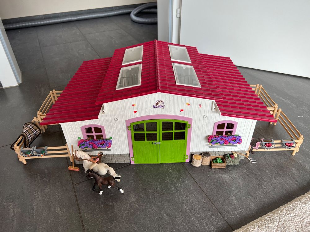  Foto zu Schleich Horse Club - Reiterhof 42344 (Gebraucht) in Steinmaur für CHF 