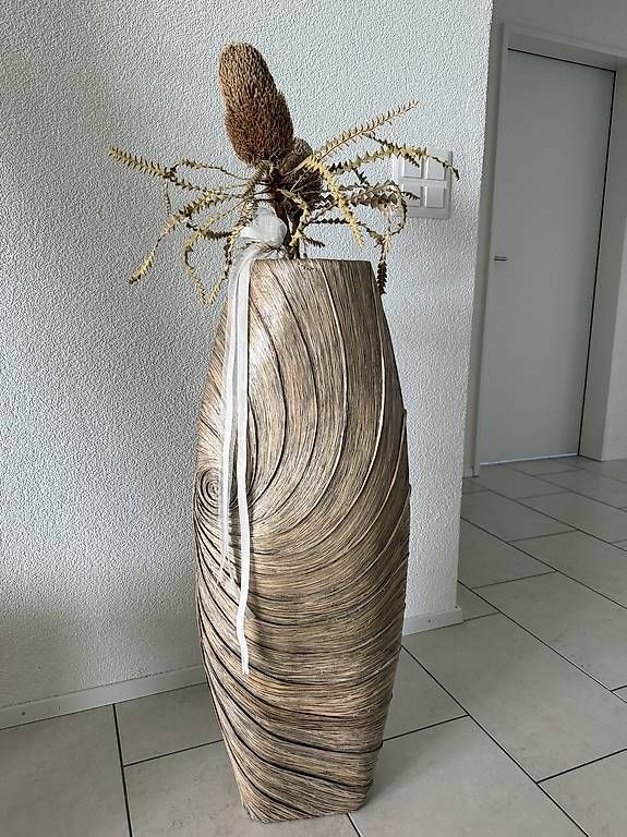 Vase & Récipients: Hochwertige Designer-Vase aus Kunstfaser – D'occasion à Unterlunkhofen par sus_ry82 3